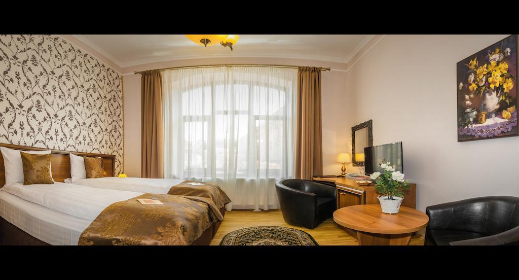 Hotel Boutique Bulevard Sighişoara Habitación foto